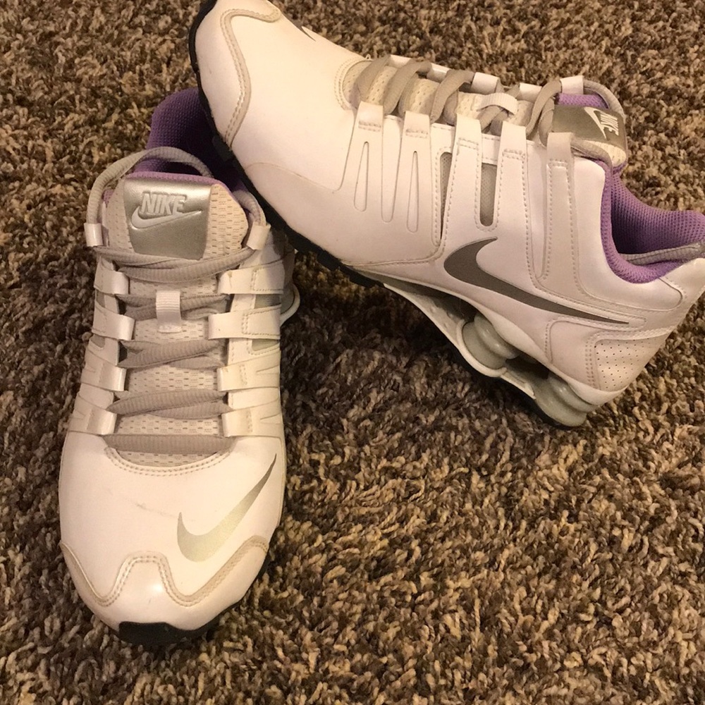 Nike shocks